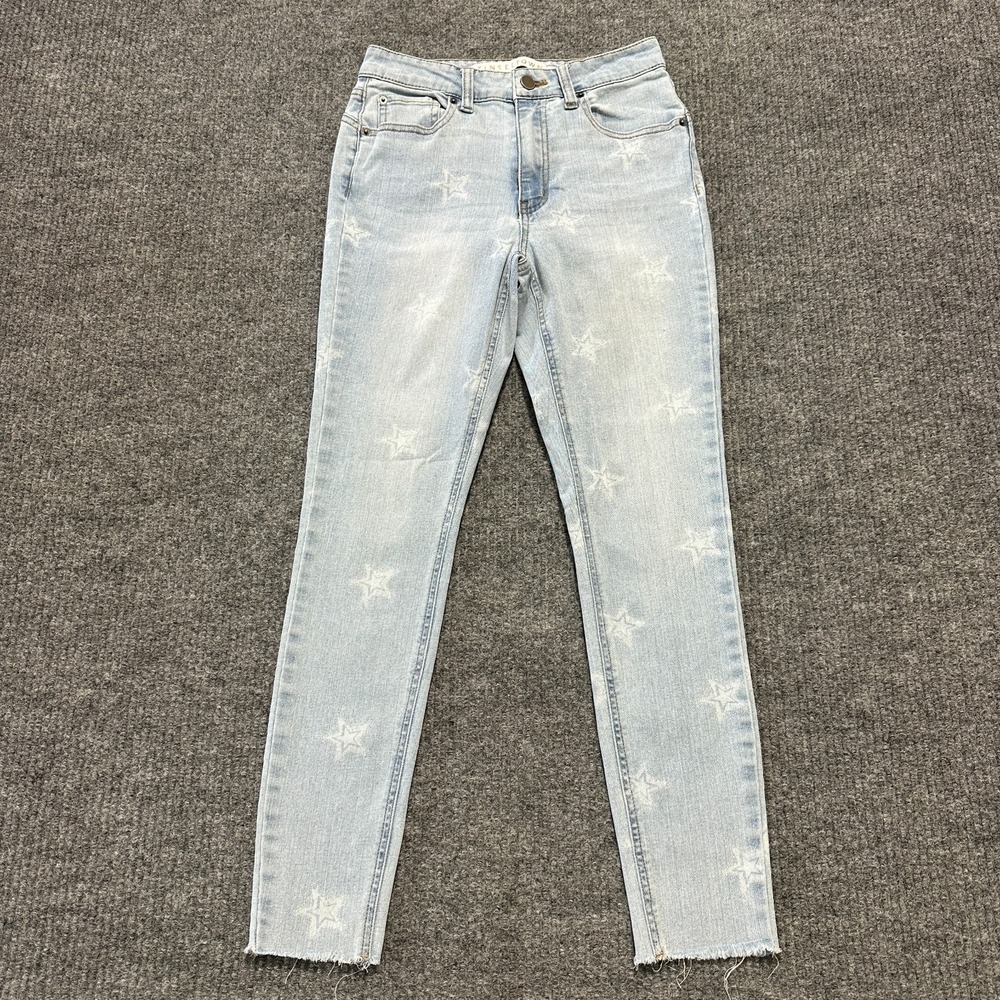 Tinseltown Womens Skinny Jeans‎ Size 1 Light Blue Denim Star Print Raw Hem